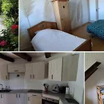 Maison Typique Avec 3 Pour 6 A 8 Personnes بيت للعطل